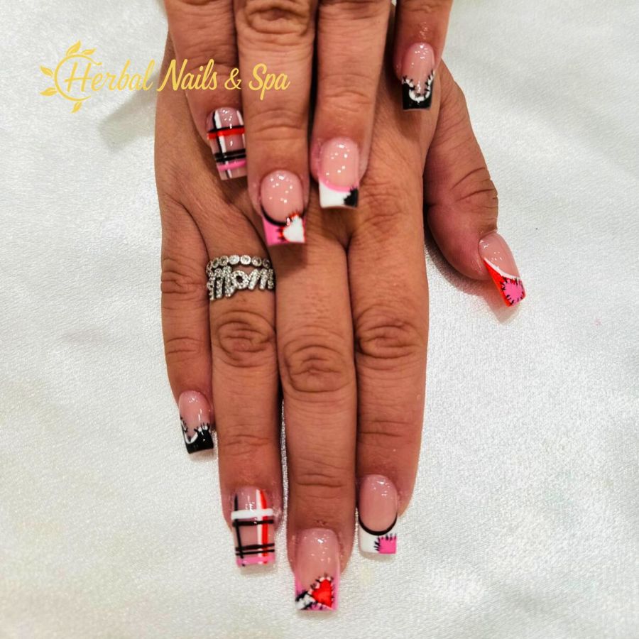 Herbal Nails & Spa at The Preserve - Chino